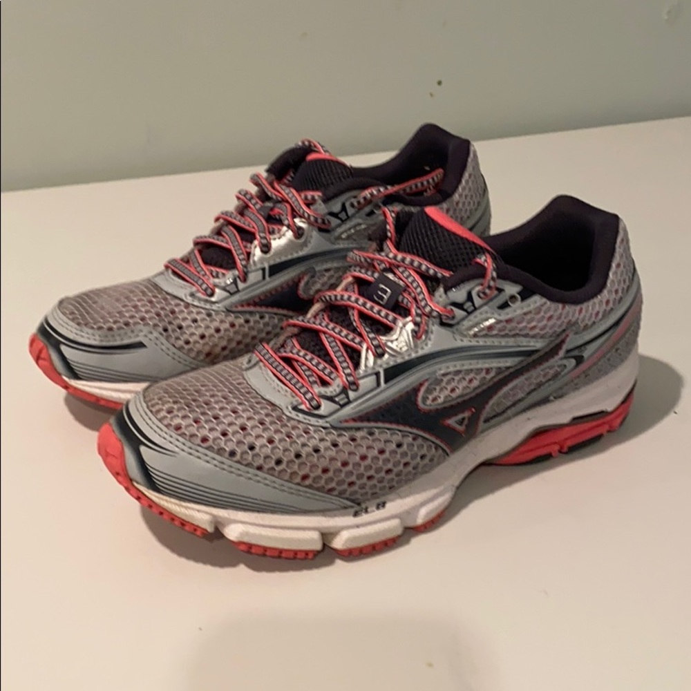 Mizuno Women’s Size 6.5